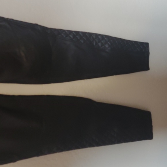 Spanx Faux Leather Quilted Moto Leggings - Picture 7 of 8